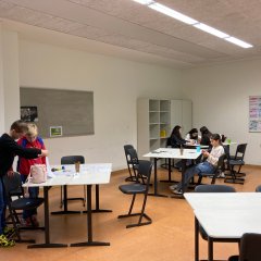 Link öffnet seitenüberlagerndes Dialog-Fenster