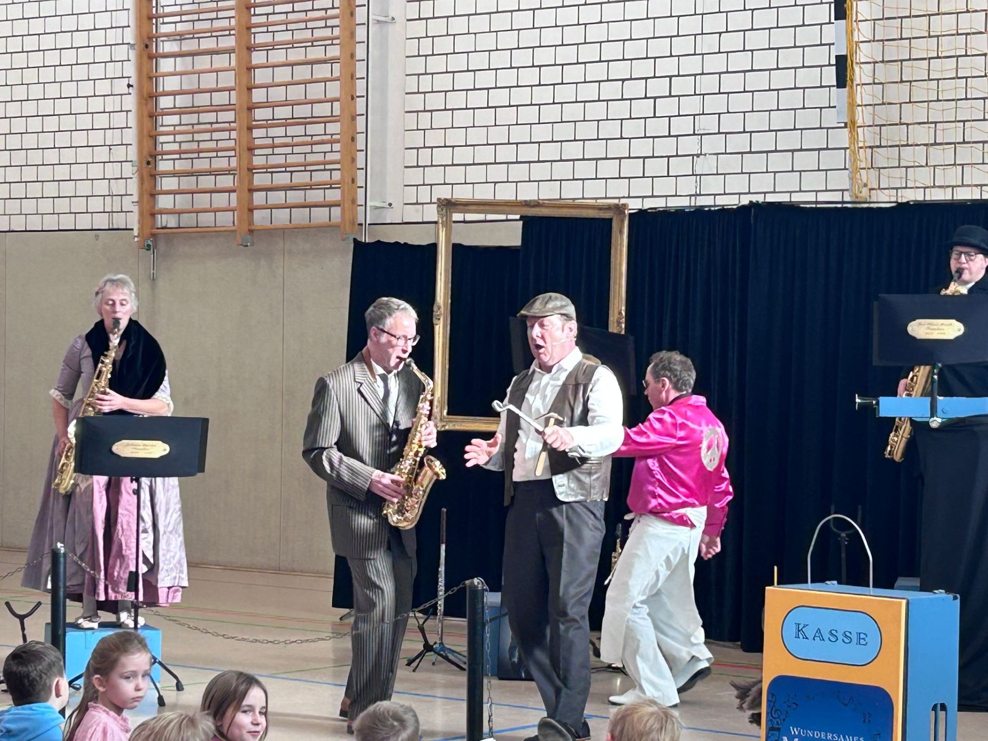 Der Meisterdetektiv und das Geisterquartett.