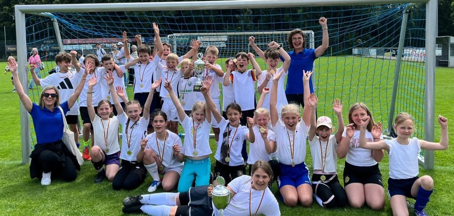 Die Teilnehmenden der Georgschule am Grundschulcup 2026.