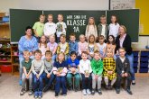 Kinder der Jaguarklasse mit ihrer Klassenlehrerin und der DaZ-Beauftragten.