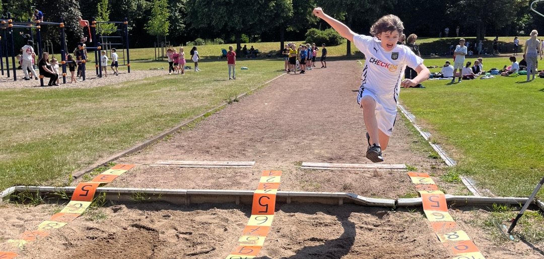 Sportfest Weitsprung